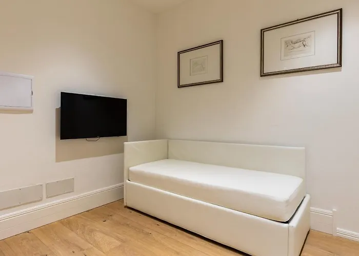 Dante By Wonderful Italy * بولونيا